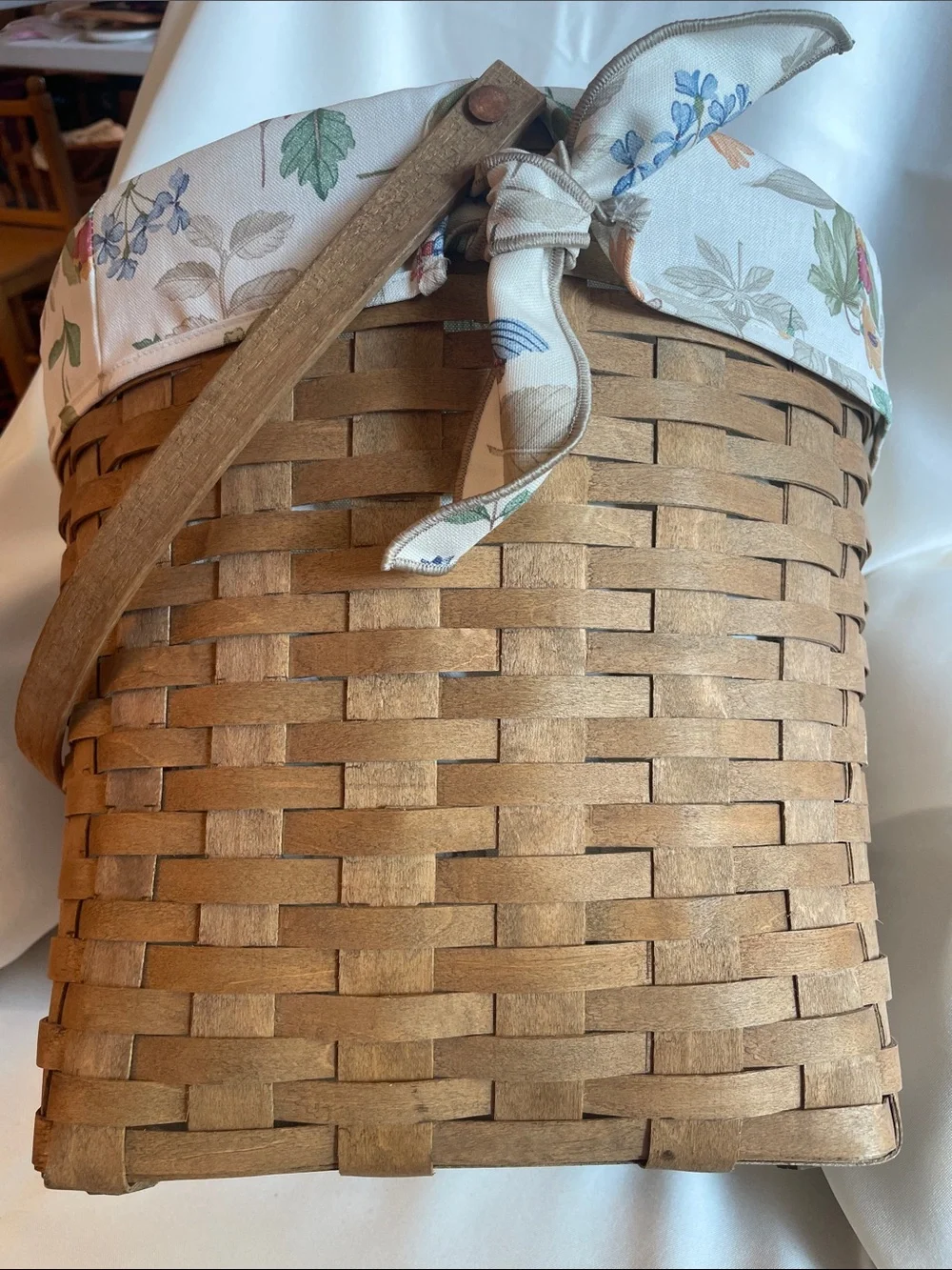 Longaberger 1983 13 Inch Measuring Basket W/ Protector and liner